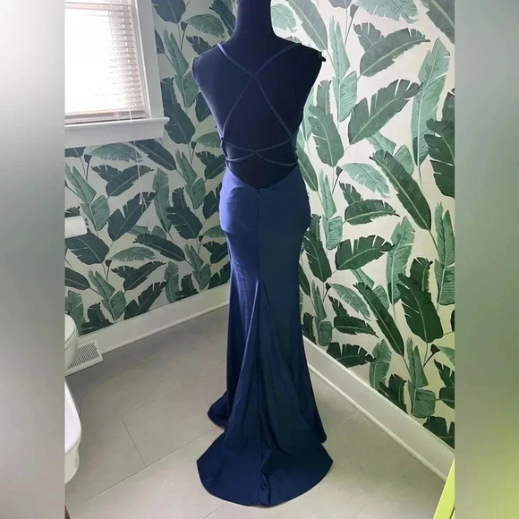 La Femme Navy Blue Strappy Back Mermaid Prom Gown Size 6 Wedding Guest Black Tie - Picture 7 of 9